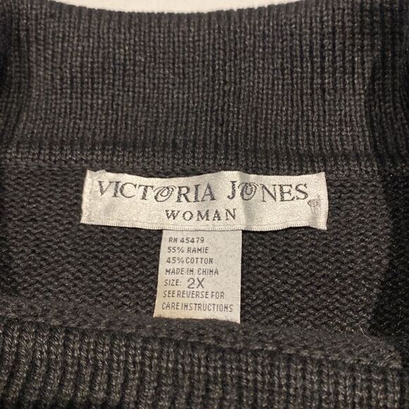 Vintage cowl neck black beaded sweater size 2X - Picture 4 of 7